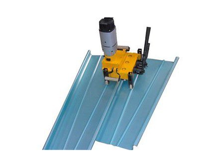 YX65-300-400-500 Standing Seam Roofing Machine