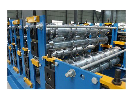 YX18-838 Corrugated Roof Panel Roll Forming Machine