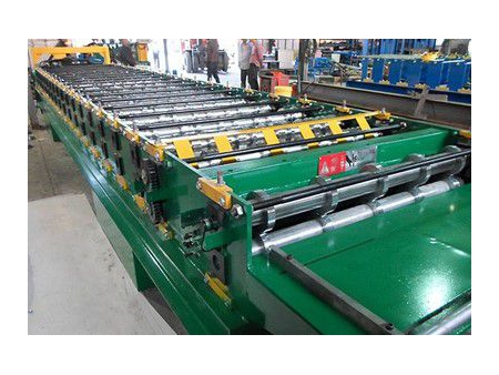 YX18-838 Corrugated Roof Panel Roll Forming Machine