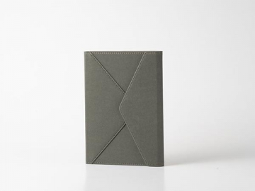 Leather Trifold Notebooks – Magnetic Closure