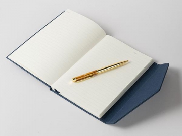 Leather Trifold Notebooks – Magnetic Closure