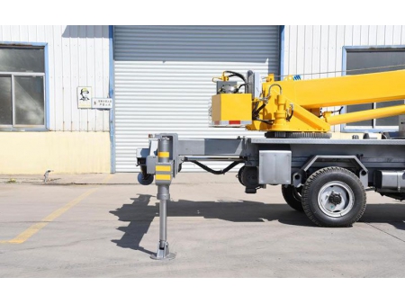 3T Mobile Crane / Tricycle Crane, STSQ3D