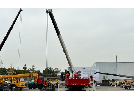 20T Boom Truck