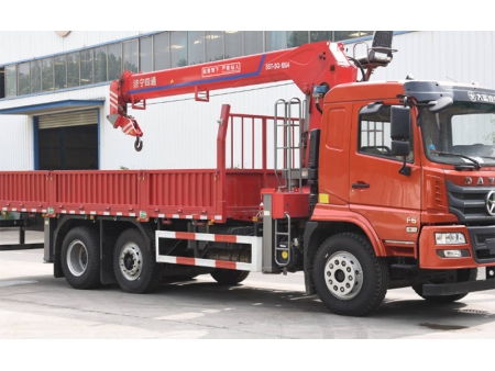 10T Boom Truck, SST10S4