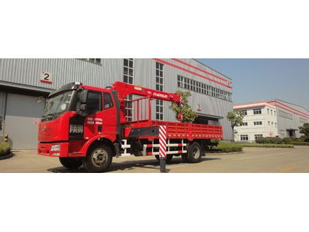 SQ6.3 Truck Mounted Crane (Straight Boom Crane)