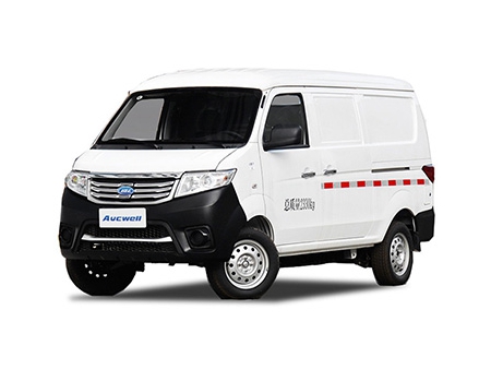 Electric Cargo Van 4.4 Meters