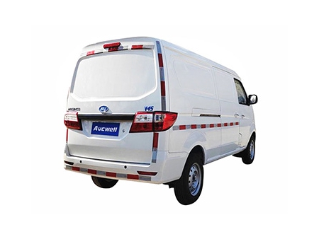 Electric Cargo Van 4.4 Meters