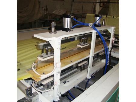 Computer Controlled Ribbon-Through Garbage Bag Making Machine