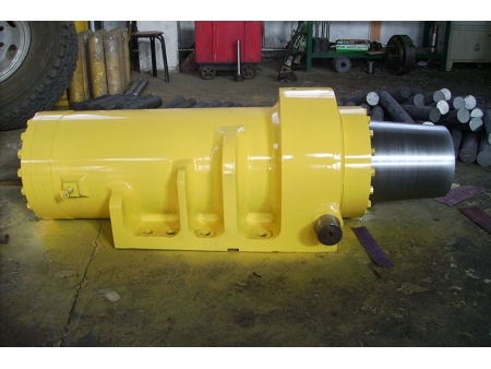 Hydraulic Cylinders for Komatsu Heavy Equipment