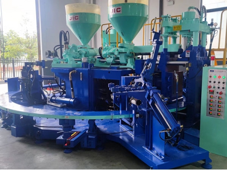 Two Color TPE Shoe Cover Injection Molding Machine