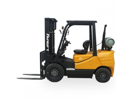 Gasoline/LPG Forklift 2-4 Tonne