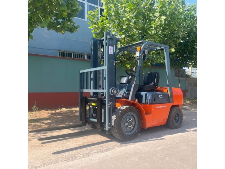 Electric Forklift 3-3.5 Tonne