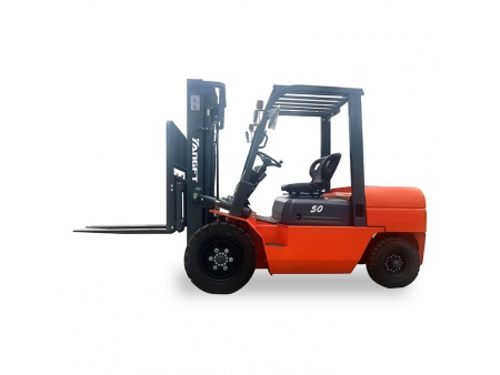 Electric Forklift 4-5 Tonne