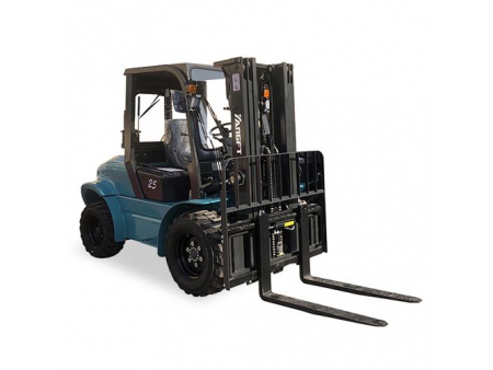 2-Wheel Drive Rough Terrain Forklift 2.5-4 Tonne