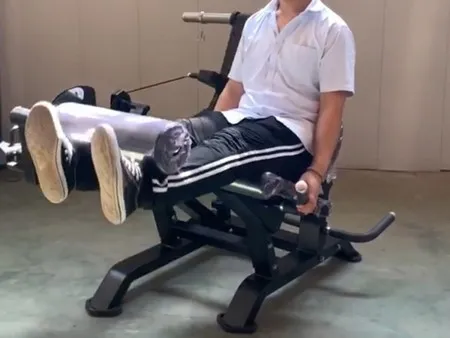 Seated Leg Extension/Prone Leg Curl