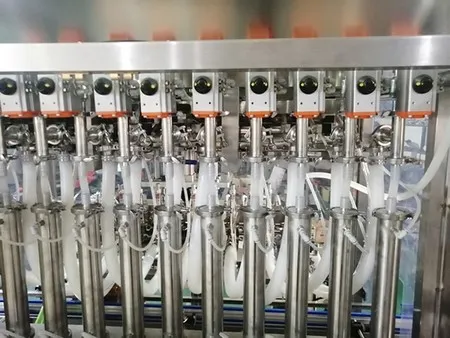 Automatic Liquid Filling Machine