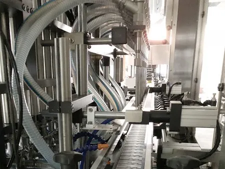 Automatic Liquid Filling Machine