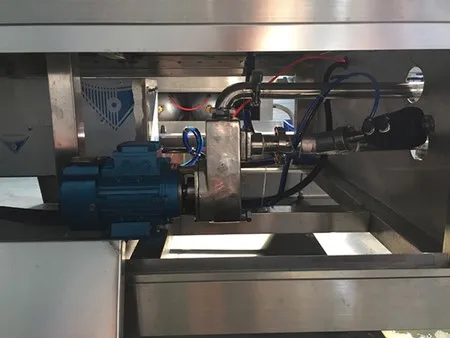 Automatic Liquid Filling Machine
