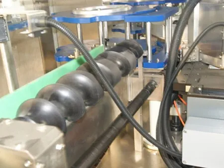 Hot Melt Glue Labeling Machine