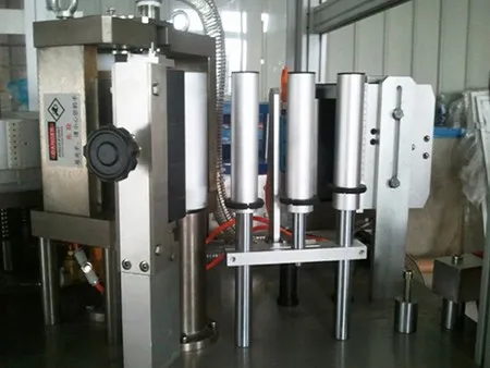 Hot Melt Glue Labeling Machine