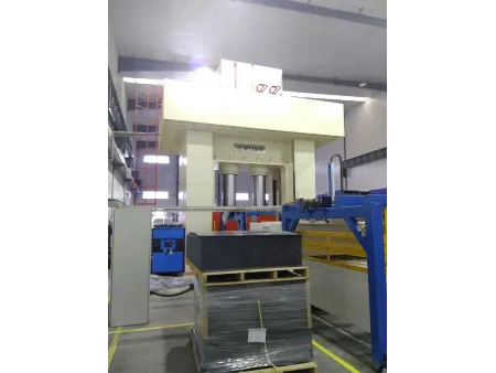 Hydraulic Composite Press