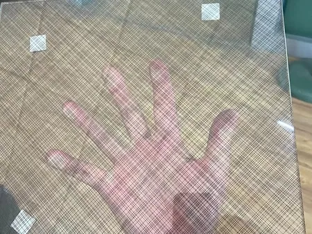 Dots & Lines Digitally Printing Glass