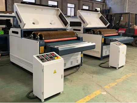 Wood Brushing Machine with Low Frame