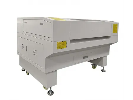 CO₂ Metal Tube Laser Cutting Machine