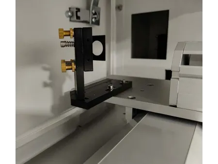 CO₂ Metal Tube Laser Cutting Machine