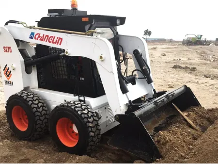 275F  Wheeled Skid Steer Loader