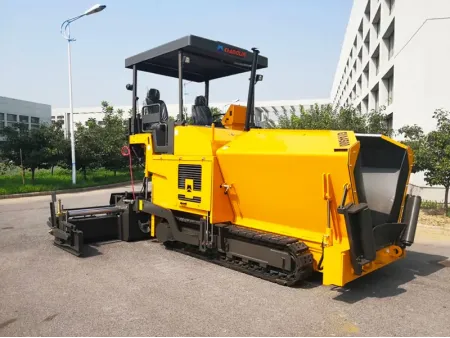 GYA4500  Track Asphalt Paver