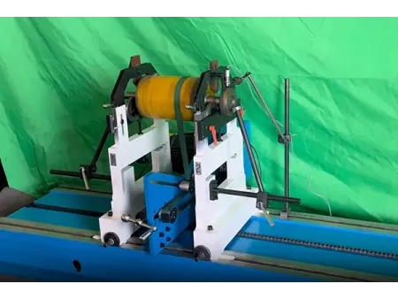 Horizontal Balancing Machine