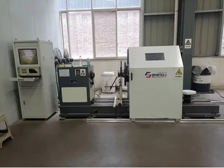 Horizontal Balancing Machine