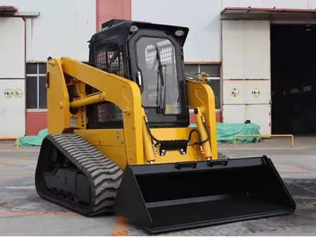 TS120 Skid Steer Loader