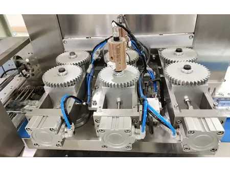 Horizontal Flow Wrapping Machine (Lower Film Feeding)