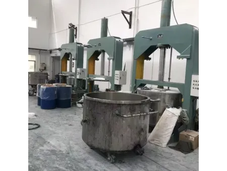 Hydraulic Ram Discharge Press