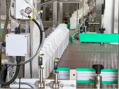 Automatic Bottle Filling Machine