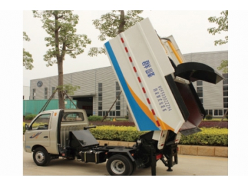 Self-Loading and Unloading Garbage Truck