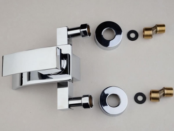 Bathtub Faucet