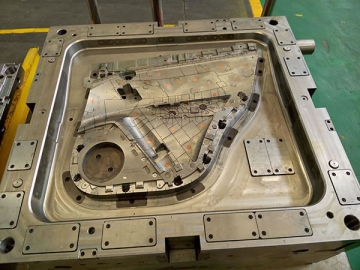 Automotive Mold