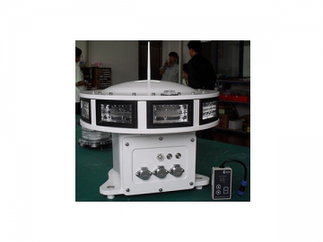 Mid-Sized Marine Lantern