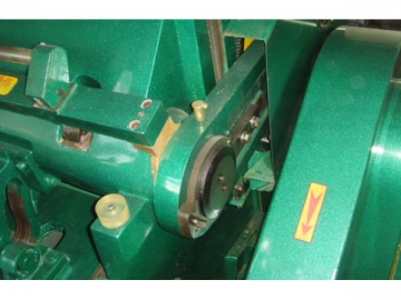 Clamshell Die Cutter