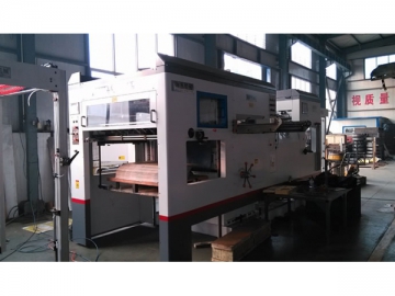Automatic Flatbed Die Cutter