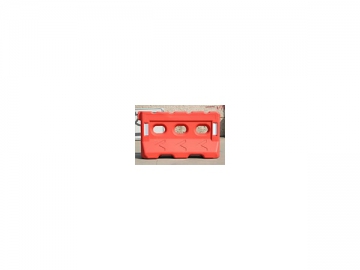 Water Filled Barrier, 3-Hole