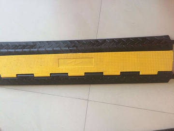 1-Channel Cable Protector Speed Bump