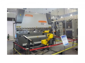 CNC Press Brake with Hydraulic Crowning System CNC Press Brake with Hydraulic Crowning System