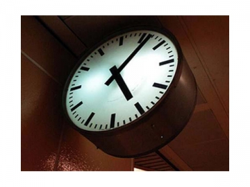Howard style 2 sided bracket clock Howard style 2 sided bracket clock